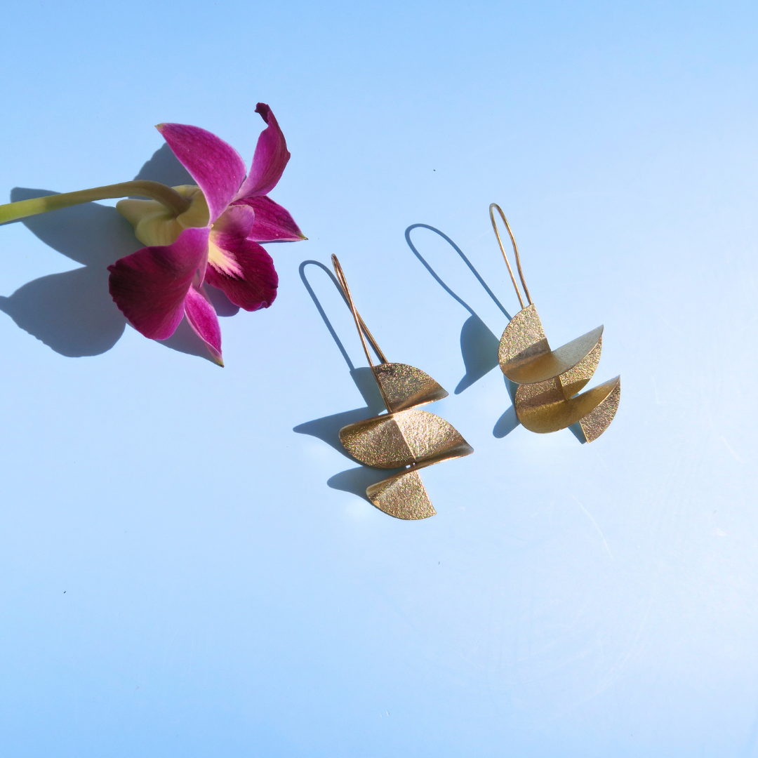 Batu Bolong Twinkle Earrings