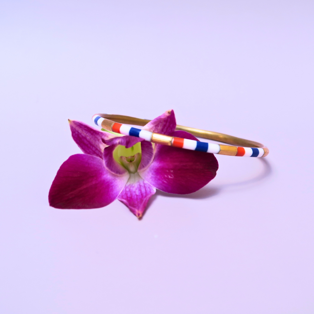 Stylish Vientiane Bangle