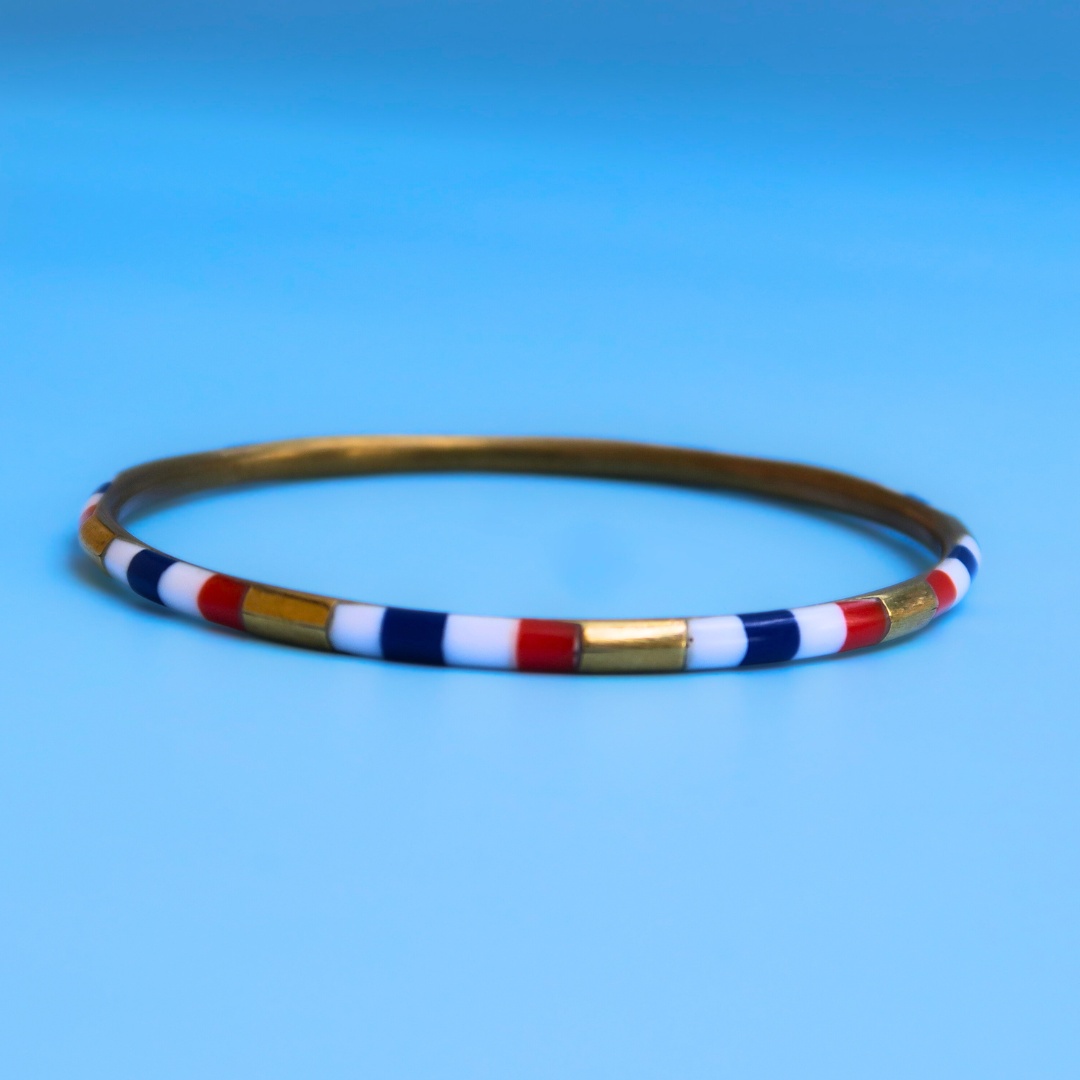 Stylish Vientiane Bangle