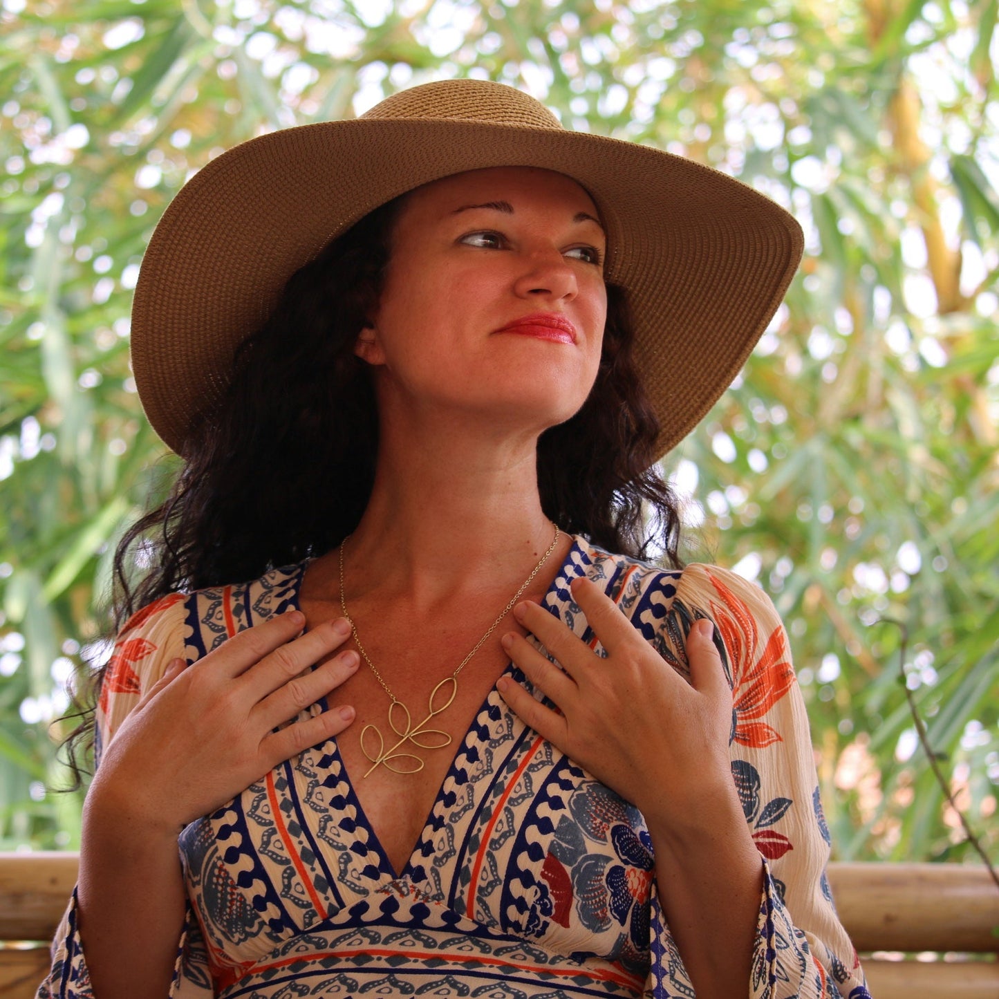 Penida Leaf Necklace