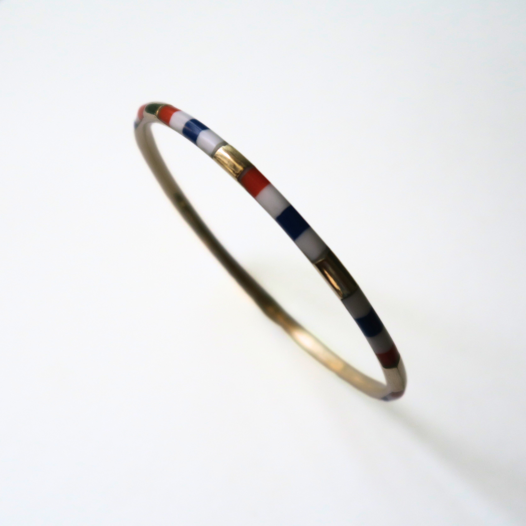 Stylish Vientiane Bangle