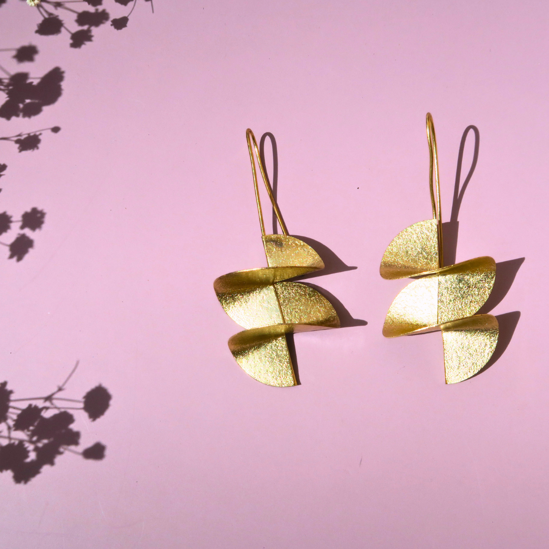 Batu Bolong Twinkle Earrings