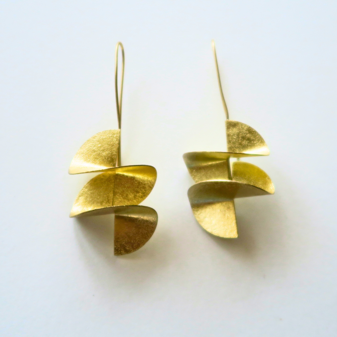 Batu Bolong Twinkle Earrings