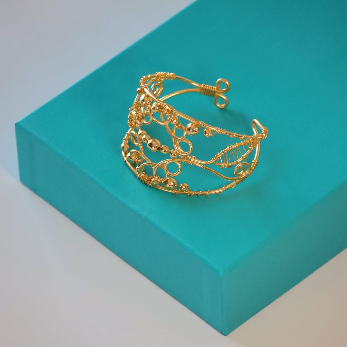 Glittering Goa Bracelet