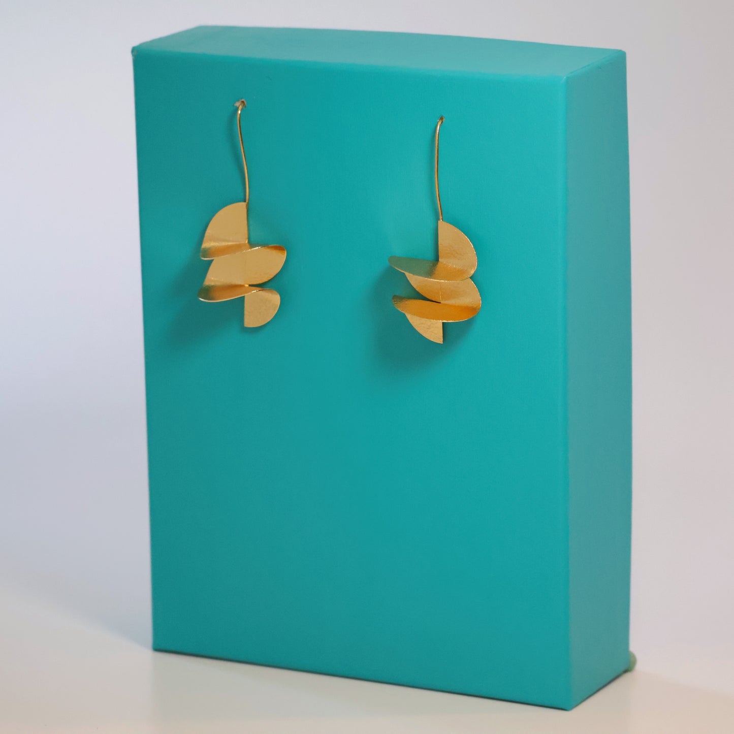 Batu Bolong Twinkle Earrings