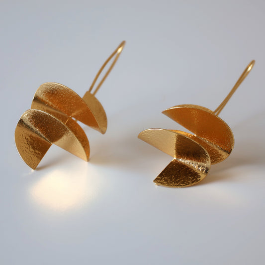 Batu Bolong Twinkle Earrings