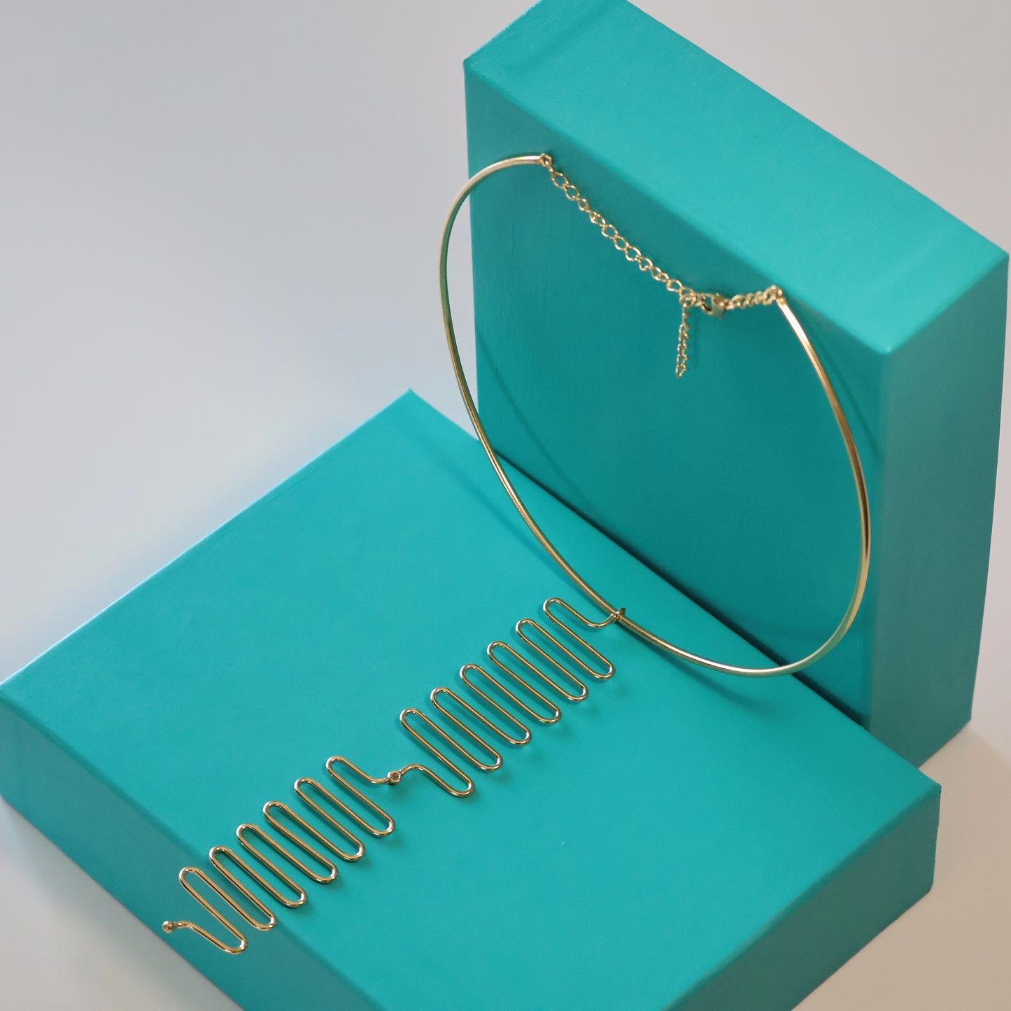 Flowing Current Hasli Necklace