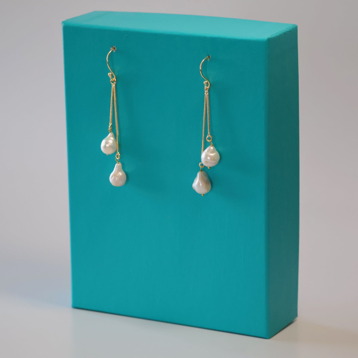 Pearl Droplets Earrings