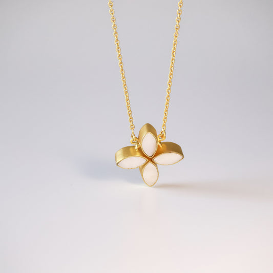 Mother of Pearl Flower Necklace