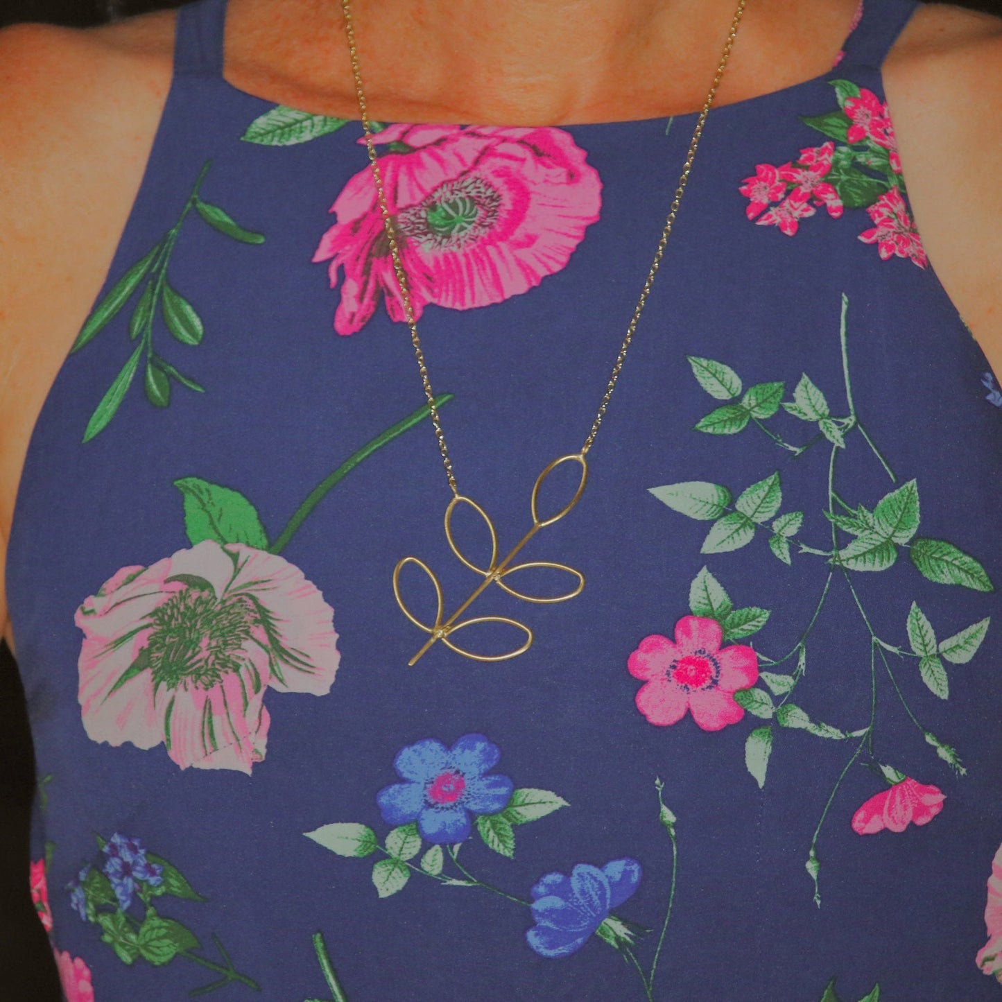 Penida Leaf Necklace